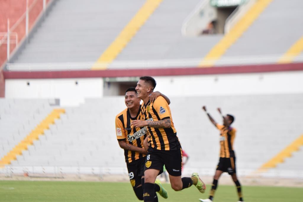 El conjunto FBC Aurora ganó 3-0 al equipo de Sport Cáceres Nazarenas de Ayacucho. (Foto: Difusión)