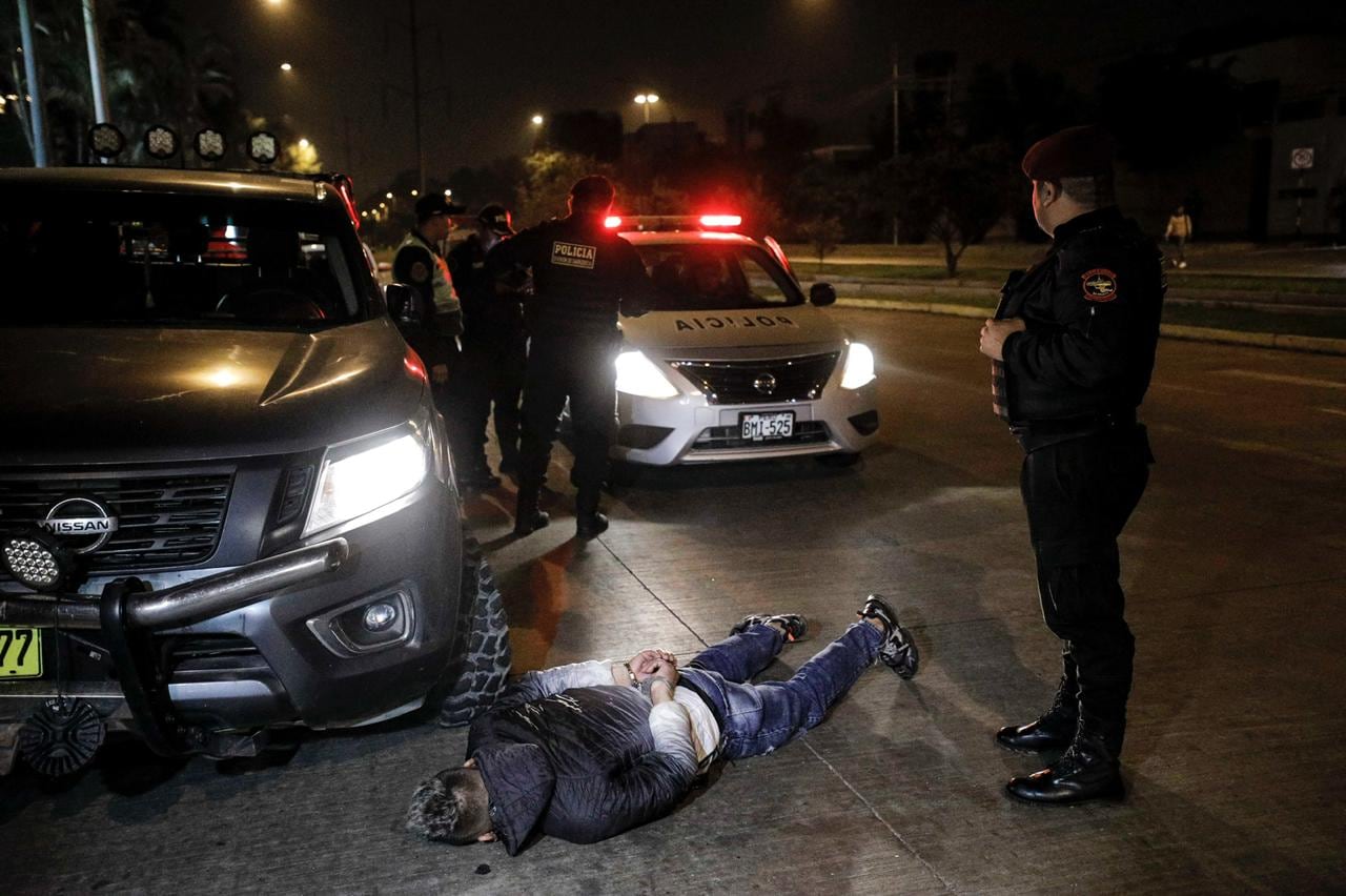 Producto de este seguimiento uno de los hampones fue capturado en la avenida La Molina. Foto: GEC