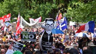 Australia: Miles de personas protestan frente al parlamento por las leyes impuestas contra el COVID-19 