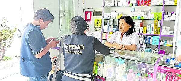 Autoridades encontraron insulina prohibida, la misma que fue inmovilizada como medida de seguridad sanitaria.