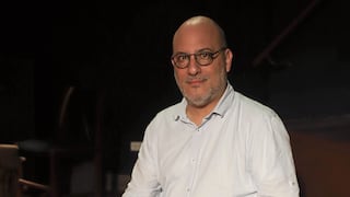 Mateo Chiarella, dramaturgo y director de teatro: “Los clásicos nos muestran quiénes somos como sociedad” (Entrevista)