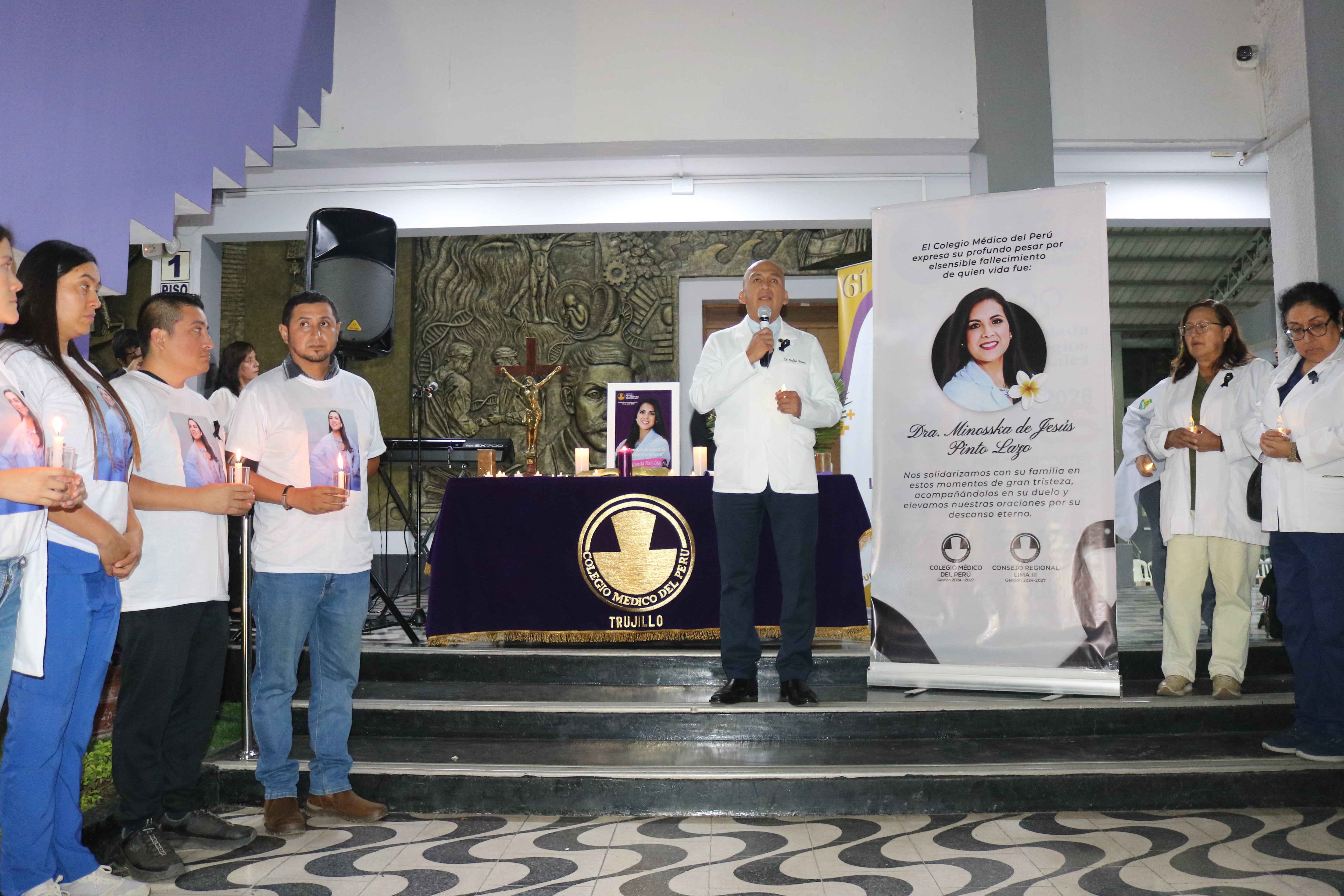 Decano Rafael Poma dijo que se deben garantizar condiciones seguras para que los profesionales puedan ejercer su labor con dignidad y sin temor.