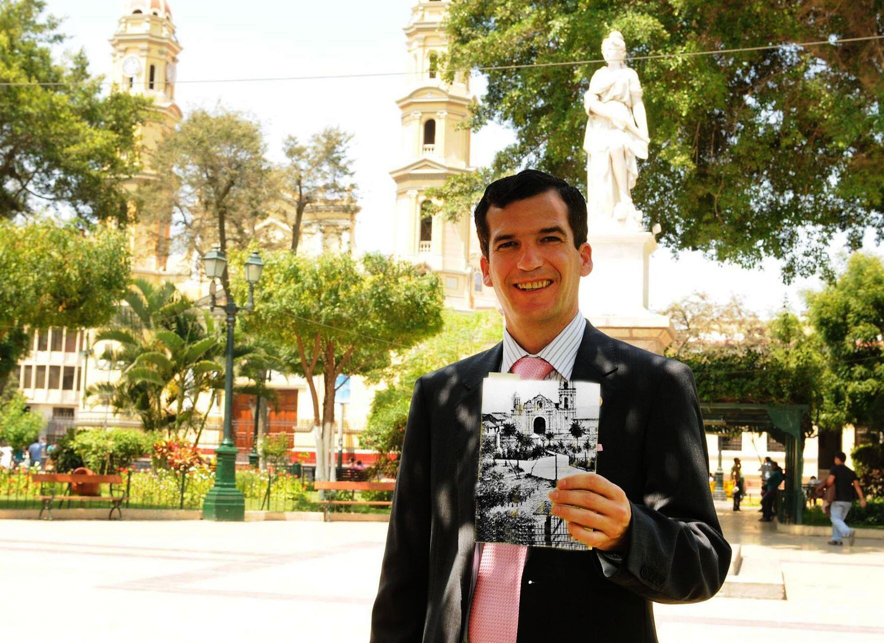 Hoy a las 7:00 pm. en el salón de actos de la Municipalidad Provincial.