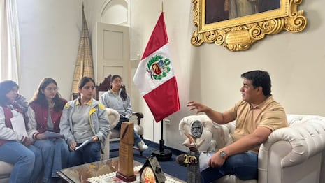 Estudiantes presentan al alcalde de Trujillo propuestas contra la inseguridad ciudadana