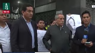 Militantes de Acción Popular denuncian cambios en lista de delegados tras protesta en la ONPE