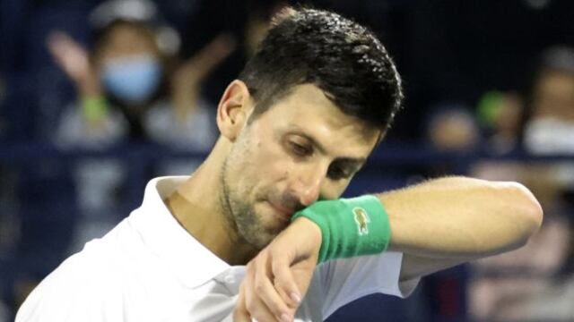 Novak Djokovic termina su reinado como número 1 del tenis tras derrota