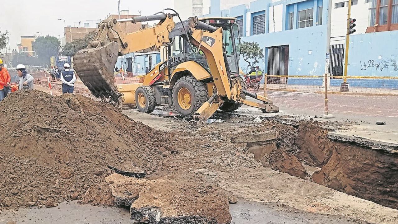 Colegio de Ingenieros de La Libertad invocó a la empresa a culminar con la reposición del pavimento removido tras intervenir en el mantenimiento de las conexiones.