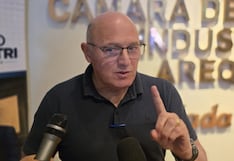 Senador Francisco Calisto justifica enfrentamiento con Iber Maraví