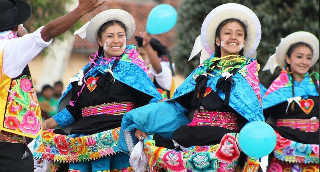 Comisión de Cultura del Congreso saluda celebración al Día del Huaylarsh