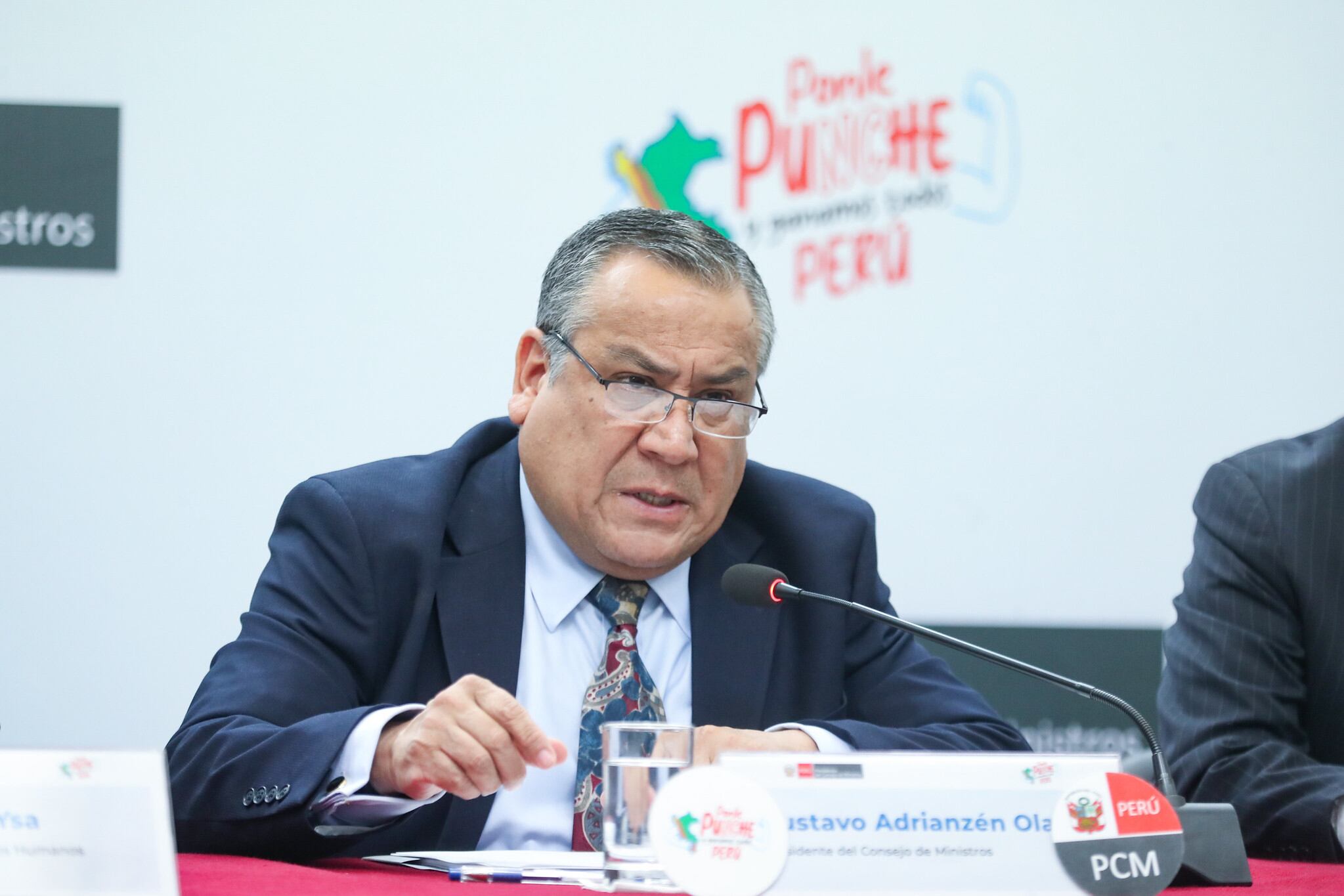 El premier Gustavo Adrianzén recordó que el Perú tiene un problema de migración irregular. Foto: PCM.