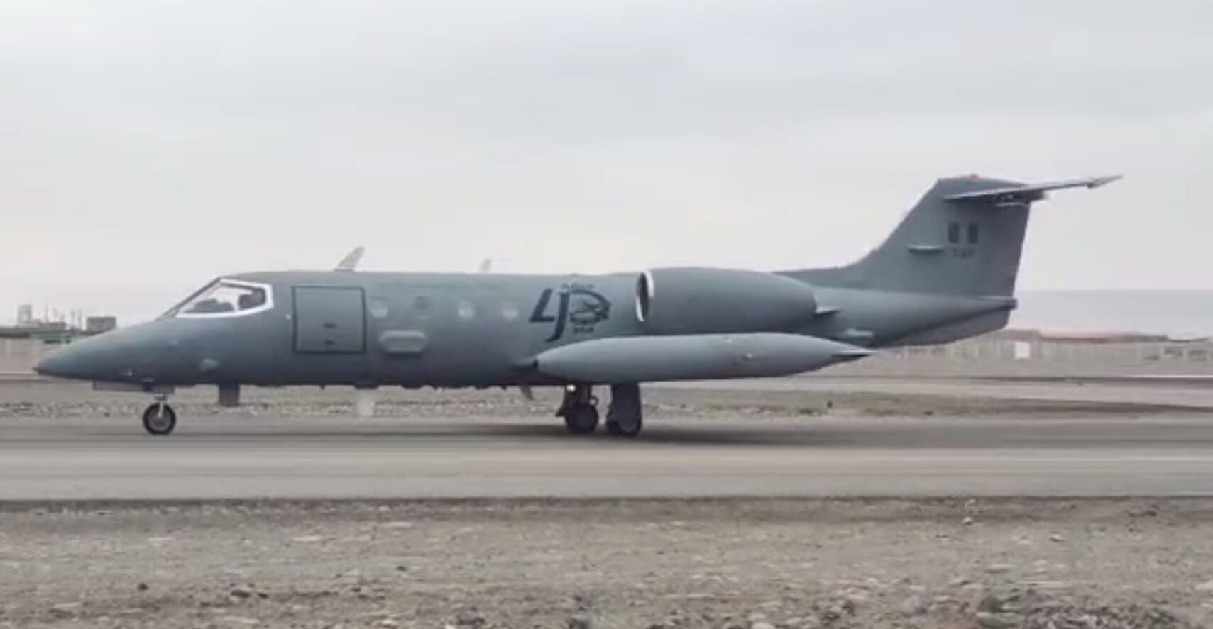 Aeronave en que la desaforada congresista fue trasladada a la capital de la República