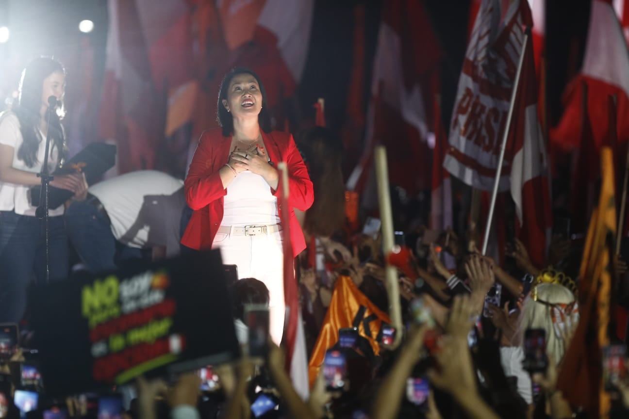 Candidata presidencial por Fuerza Popular, Keiko Fujimori, realizó su mitin de cierre de campaña en los exteriores del estadio Monumental. Fotos: César Campos/@photo.gec