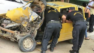 Policía grave, tras despiste y volcadura de automóvil 