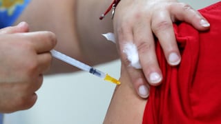 Chile comienza a administrar cuarta dosis de vacuna contra el COVID-19