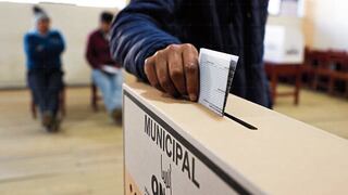 La Libertad: En Florencia de Mora sigue el voto a voto
