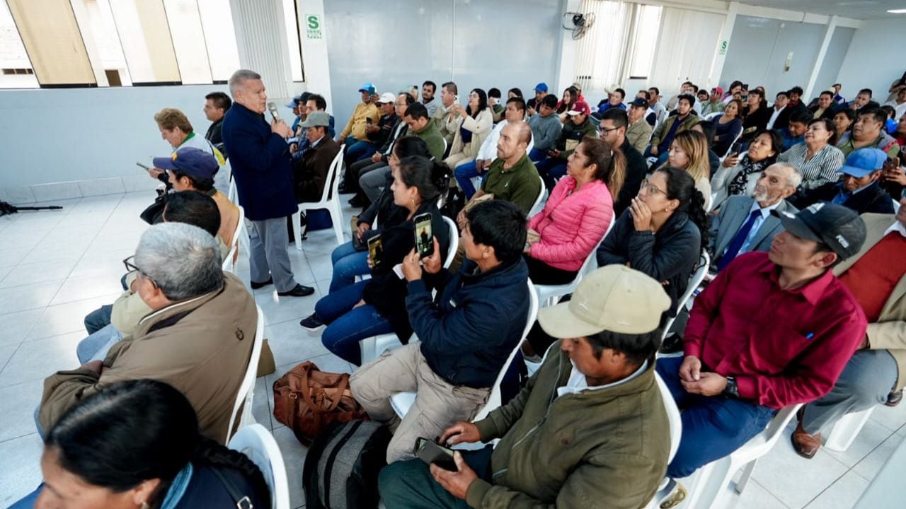 César Acuña, gobernador de La Libertad, se reunió con segundo grupo de productores que participaron en el proceso 2024.