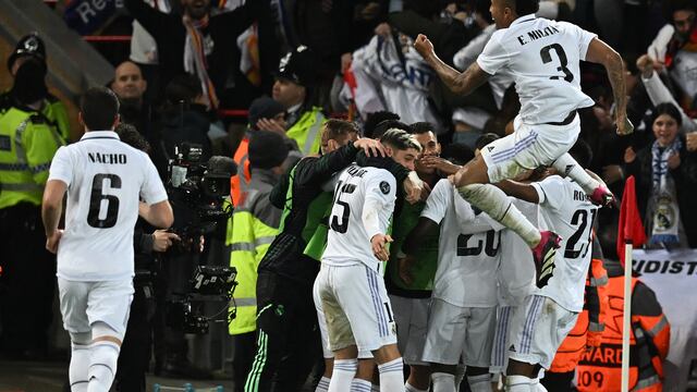 ¡Descomunal! Real Madrid gana 5-2 en Liverpool en la ida de octavos de Champions