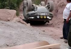 La Libertad: Vuelco de una camioneta deja varias personas heridas