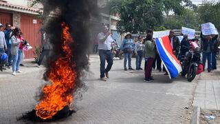 Piura: Vecinos de Villa Hermosa y Enace reclaman a la EPS Grau por colapso de desagües
