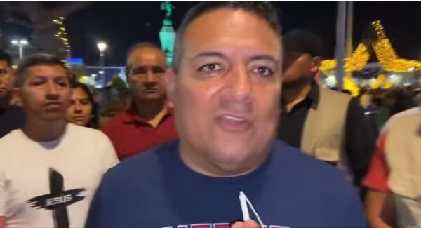 Arturo Fernández dice que por ello se ha visto obligado a contar con mayor resguardo, cuyo financiamiento saldría de la misma municipalidad