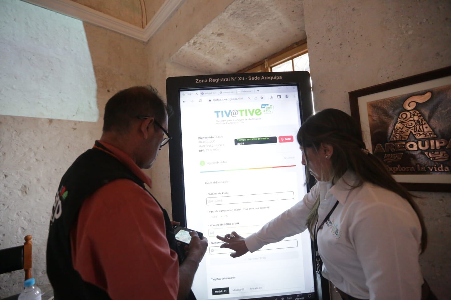 Aplicativo Tiva Tive para usuarios. (Foto: Leonardo Cuito)