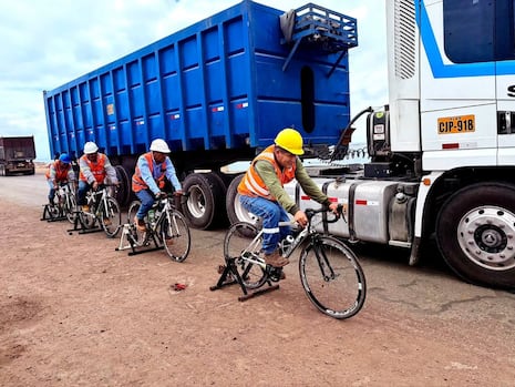 Pisco: transportistas cambian el volante por la bicicleta para vivir la experiencia de los ciclistas
