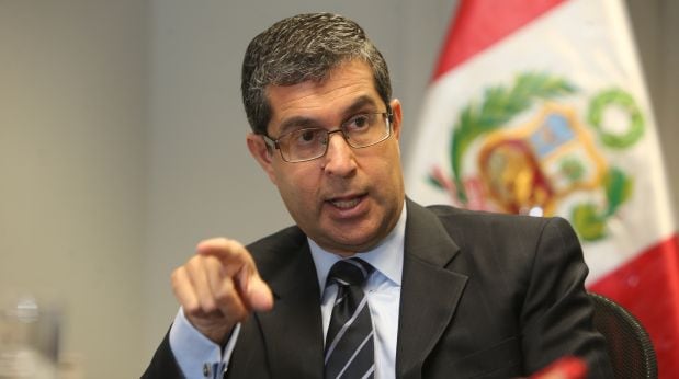 Sergio Espinosa, jefe de la Superintendencia de Banca, Seguros y AFP. (Foto Rolly Reyna)