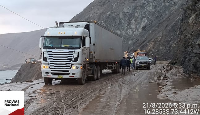 Tránsito restringido en la Panamericana Sur, tramo Atico-Ocoña, en Arequipa. Foto: MTC.