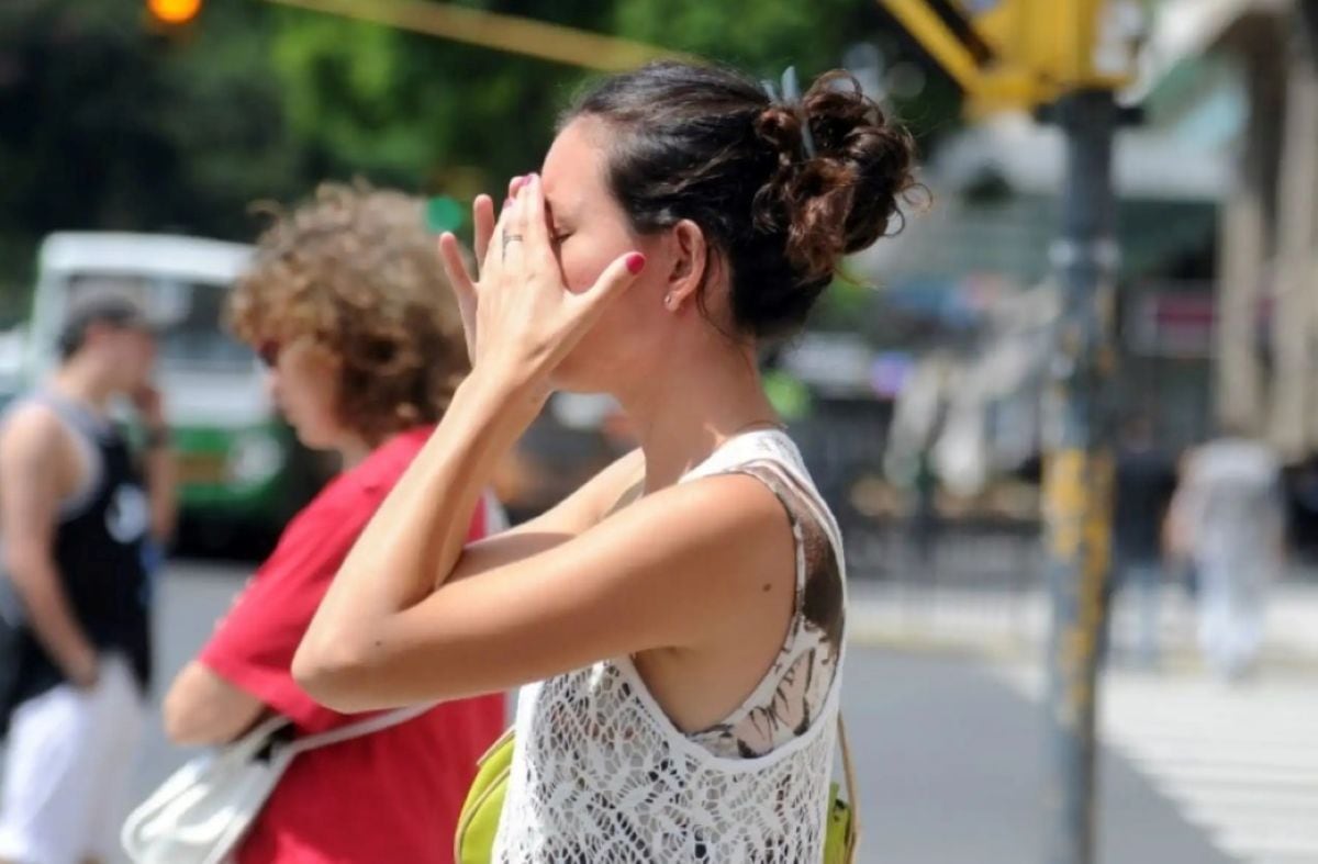 El aviso comprende desde el 23 hasta el 25 de septiembre y advierte sobre temperaturas elevadas, radiación UV y ráfagas de viento de hasta 40 km/h. Foto: Andina.