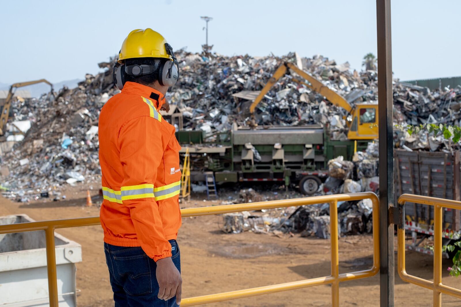 Según el Ministerio del Ambiente (Minam), en el Perú se generan más de 21 mil toneladas de residuos sólidos municipales cada día