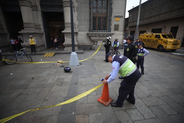 Pánico en iglesia La Merced: presunto asalto a cambista desata operativo policial en el Centro de Lima (Fotos: Diana Marcelo/GEC)