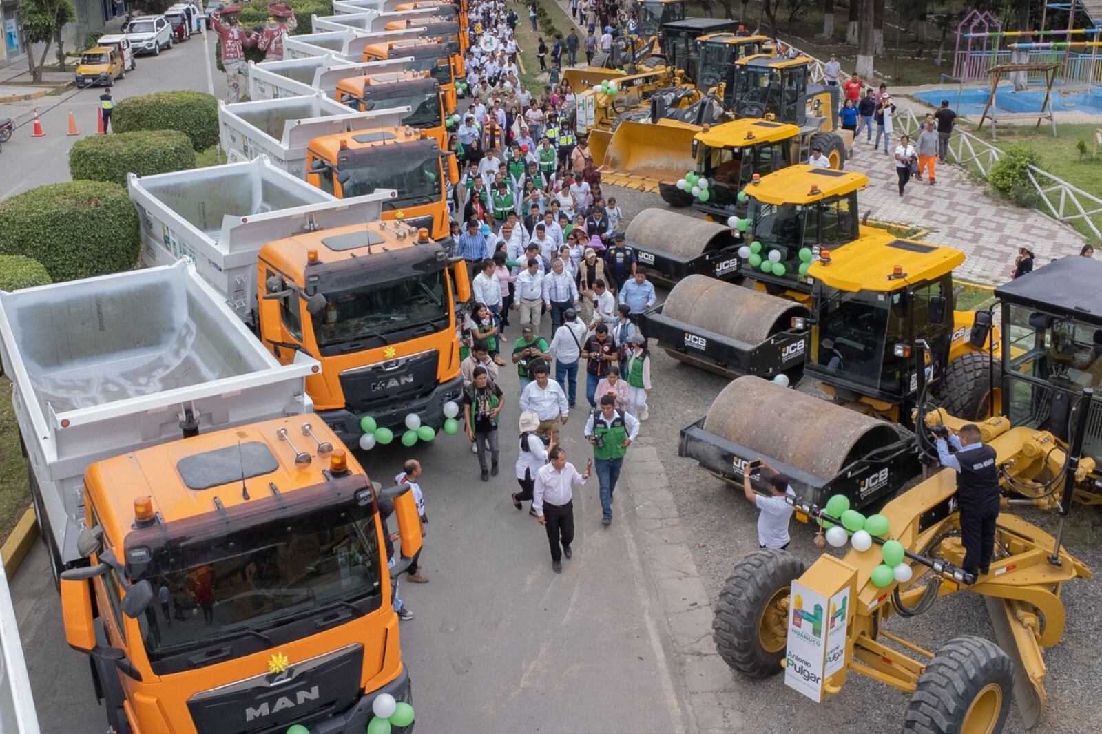 Gato encerrado en alquiler de máquinas