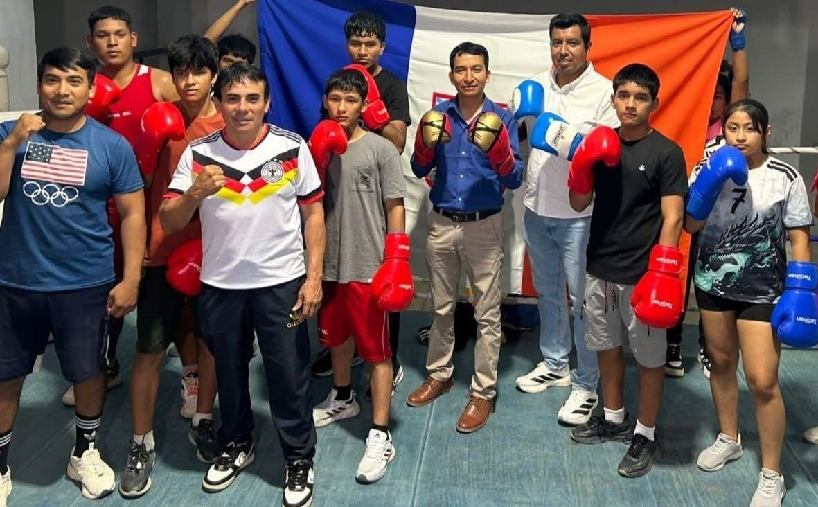 Municipalidad Distrital Veintiséis de Octubre le otorga pasajes a 10 boxeadores.