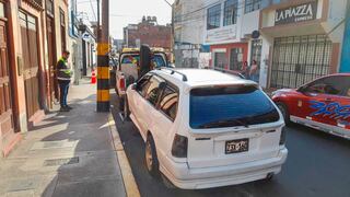 Tacna: Taxistas se quejan por “acecho” de inspectores y grúa municipal