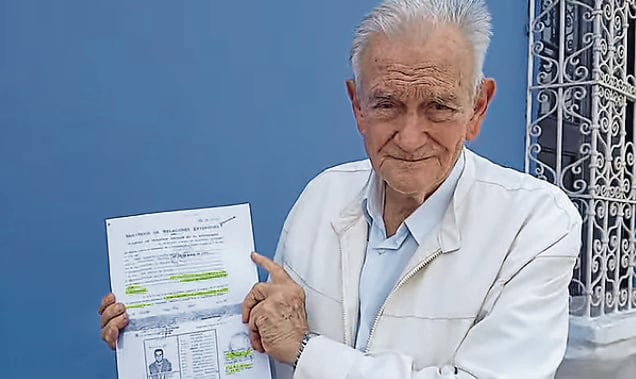 El JEE de Trujillo declaró improcedente su inscripción como candidato al Senado por el PAP, alegando que nació en el extranjero (Bolivia).