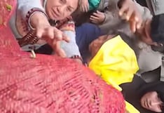 Panamericana Sur: Conductor regala verdura a pasajeros y pobladores en Atico (VIDEO)