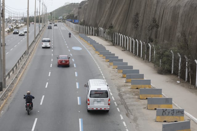 Costa Verde: conductores usan zonas prohibidas como estacionamientos en San Miguel (Fotos: Mario Zapata/GEC)