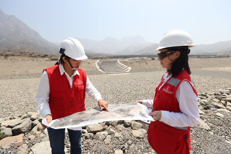 Inspección de Contraloría a obras en Perú. Foto: Contraloría.