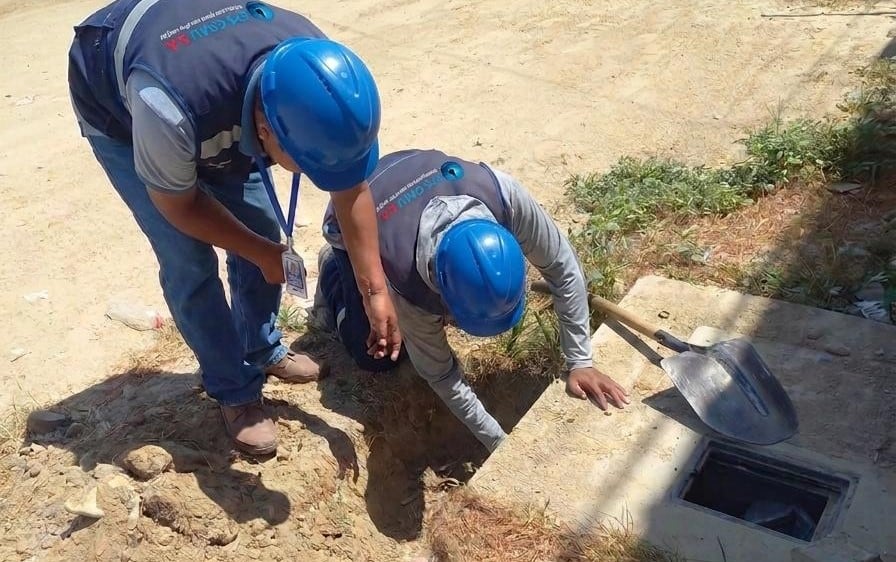 Conexiones clandestinas de agua y alcantarillado en Sullana