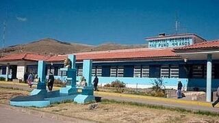 Puno: Médicos extraen un clavo de 5 centímetros que estaba alojado en el intestino de un joven de 18 años