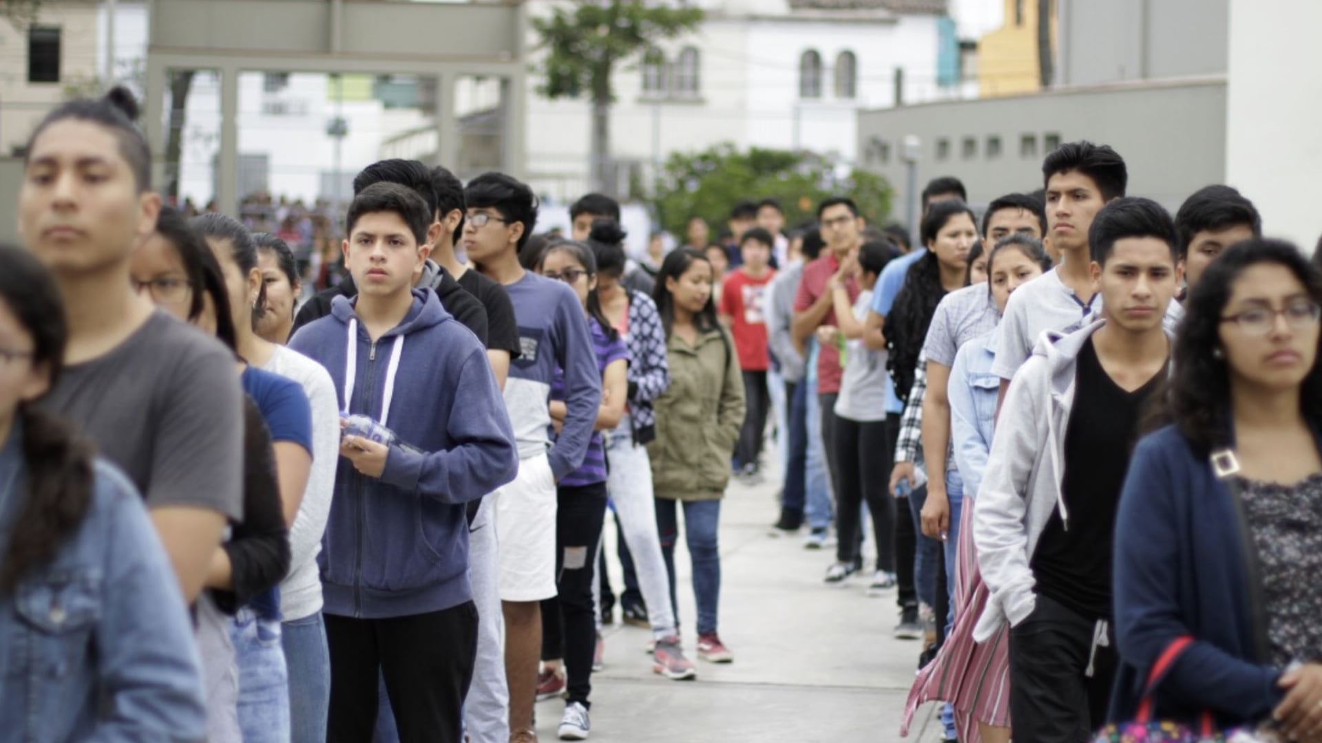 El empleo juvenil sigue con resultados no tan óptimos, considerando que los resultados de julio 2026 fueron menores a junio y siguen por debajo del registrado en el 2023 y 2024. (Fuente: Andina)