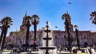 Virgen de Chapi sobrevoló Arequipa en su aniversario (FOTOS)