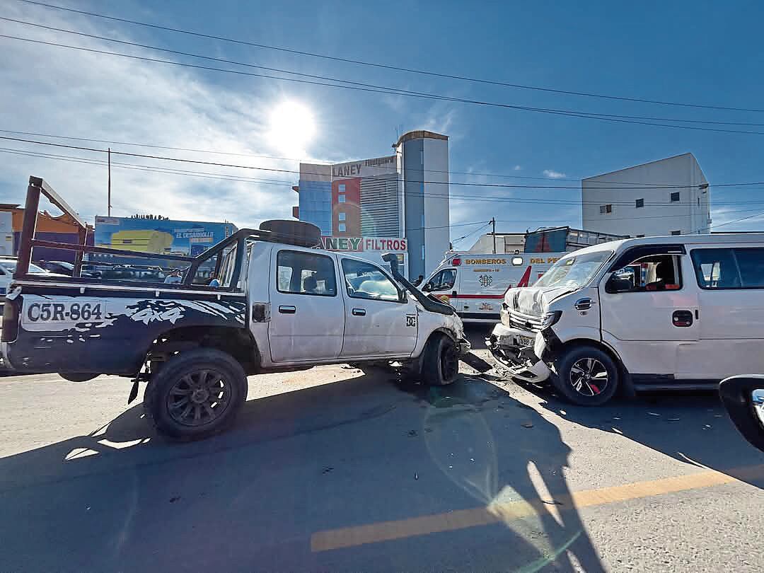 La vía de Evitamiento se ha convertido en una zona de peligro para todos. Foto: GEC