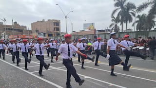 Desfile cívico escolar por aniversario patrio en Chincha y distritos