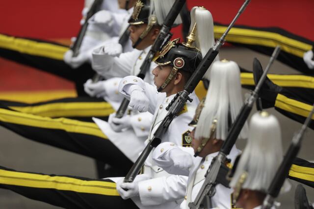 Gran Parada Militar en la Av. Brasil. Fotos: Julio Reaño /@photo.gec