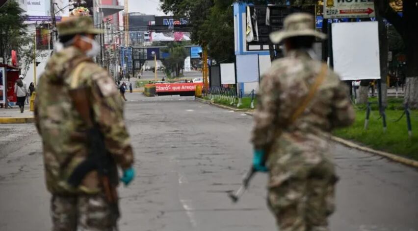 El general de División Julio Castañeda Zegarra, comandante del Comando Operacional del Centro, explicó que los oficiales, de grado teniente coronel, estarán encargados de coordinar directamente con los alcaldes y responsables de seguridad ciudadana.. Foto: gob.pe
