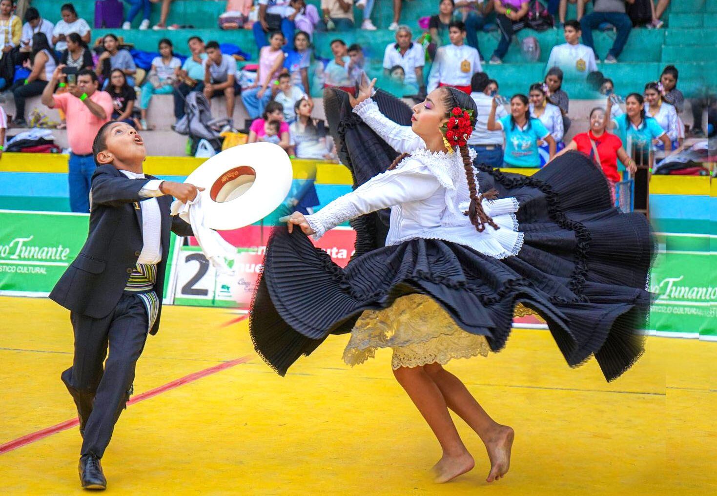 Concurso en honor al Almirante Miguel Grau y a la Marina de Guerra del Perú.