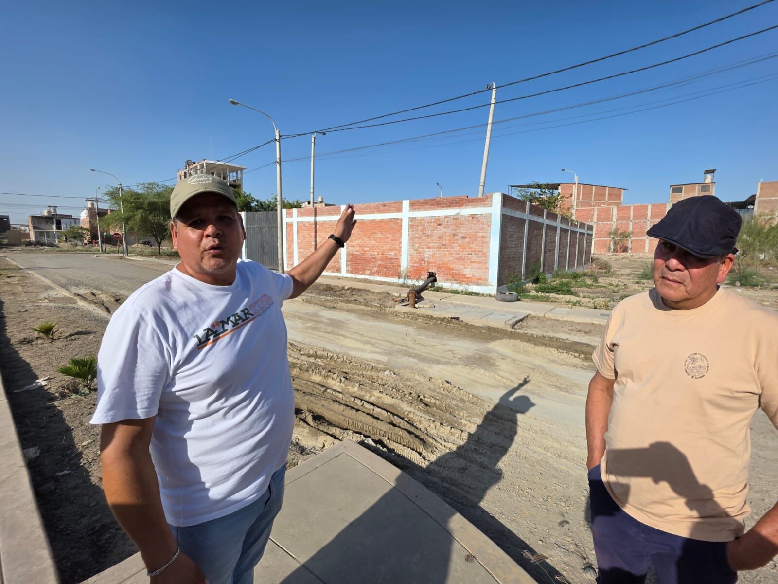 Problema de colapsos de desagües en varias zonas