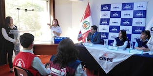 La ONPE sorteó en acto público el orden de aparición de las organizaciones políticas en la franja electoral de las Elecciones Regionales y Municipales 2026.