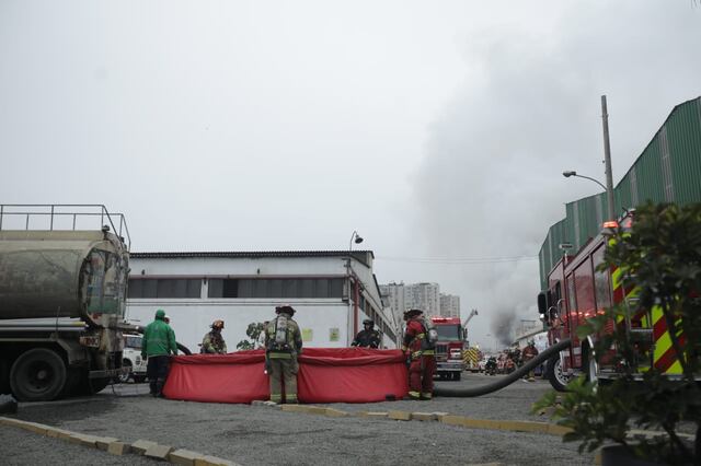 El siniestro se produjo en horas de la mañana de este lunes 26 de junio. Foto: Britanie Arroyo/GEC